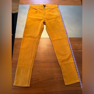 Mustard Yellow Men’s chino pants Size 31